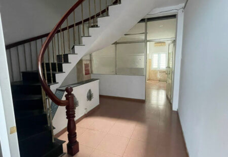 BÁN NHÀ MT ĐƯỜNG NGUYỄN BỈNH KHIÊM PHƯỜNG ĐAKAO. QUẬN 1