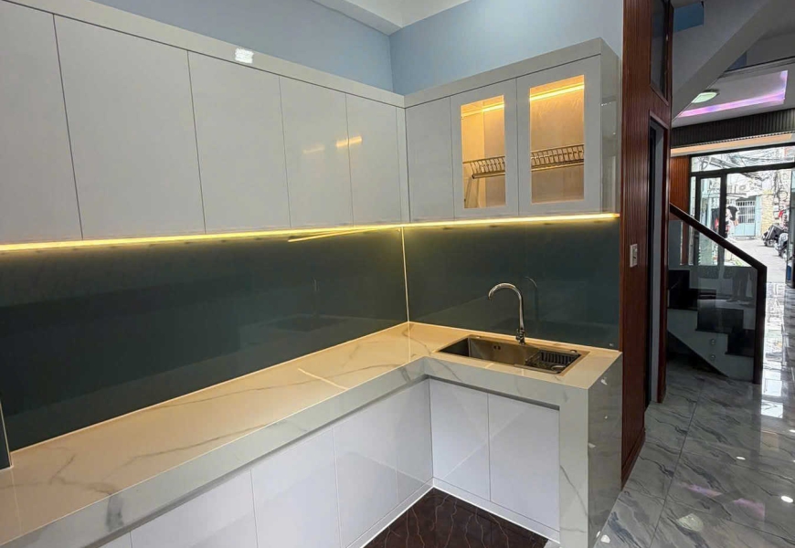 BÁN NHÀ QUẬN 7 NHÀ MỚI SHR TRẦN XUÂN SOẠN PHƯỜNG TÂN HƯNG - HẺM THÔNG CẦU KÊNH TẺ