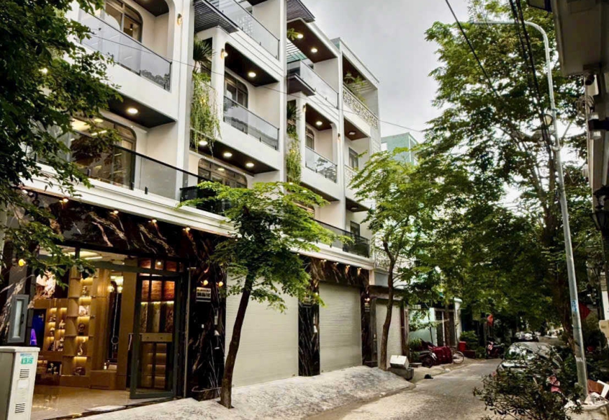 SIÊU PHẨM LUXURY VỪA HOÀN THIỆN  NHÀ SMART HOME HIỆN ĐẠI – KDC ANH TUẤN GREEN RiverSide  – 3  Căn liền kề