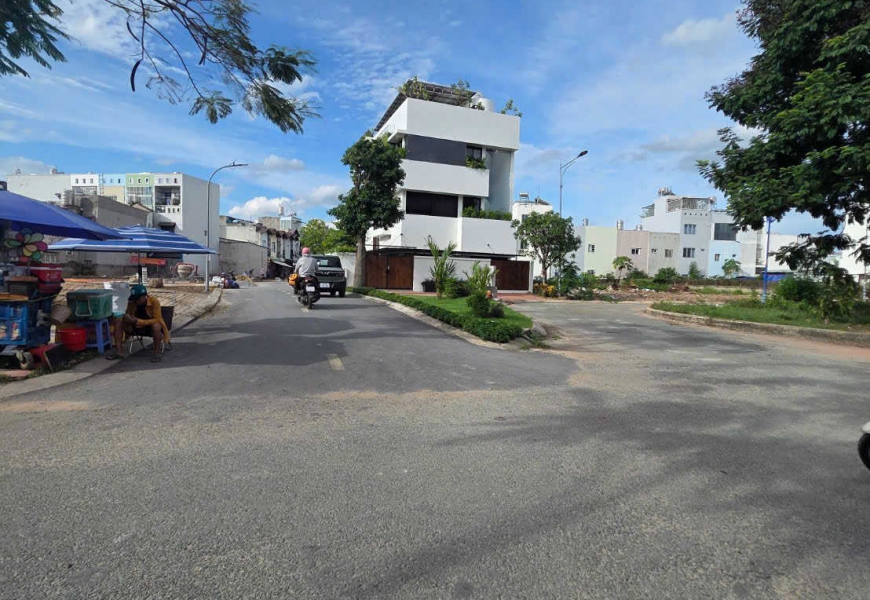 Bán Đất Khu Sài Gòn Mới Nhà Bè Khu biệt thự cao cấp công viên 