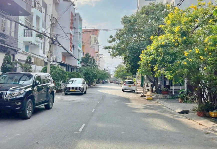 Hàng thơm ngang 8m xây cao tầng Bán Nhà MT đường số P.Tân Hưng