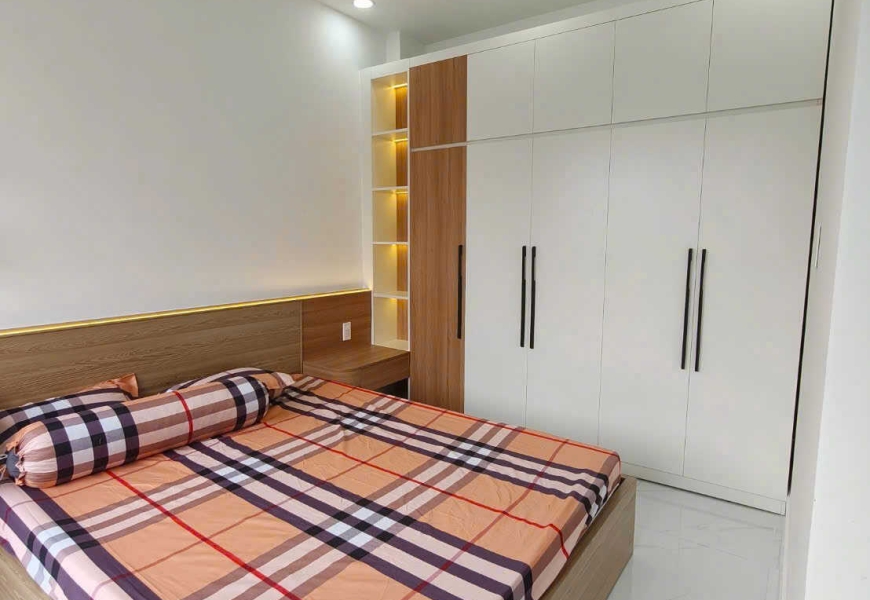 Bán nhà mới hoàn thiện hẻm 861 đường Trần Xuân Soạn, P. Tân Hưng