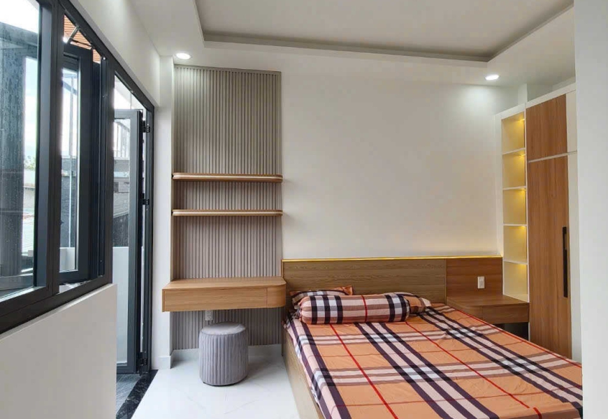 Bán nhà mới hoàn thiện hẻm 861 đường Trần Xuân Soạn, P. Tân Hưng