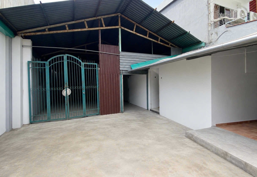 CHO THUÊ MẶT BẰNG ĐƯỜNG 2 XE TẢI NÉ NHAU PHƯỜNG TÂN THUẬN - SÁT CẦU TÂN THUẬN
