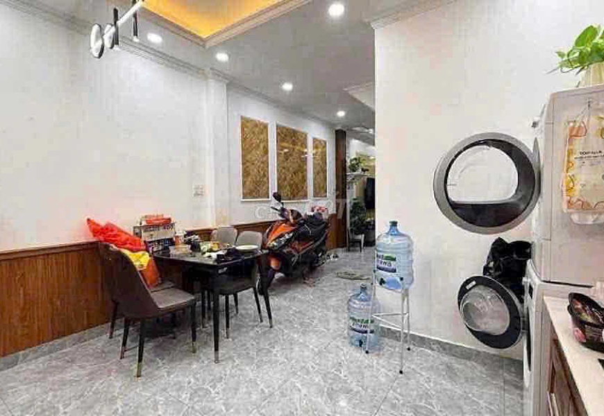 Cho thuê hoặc Bán Nhà hẻm 118// nguyễn thị thập