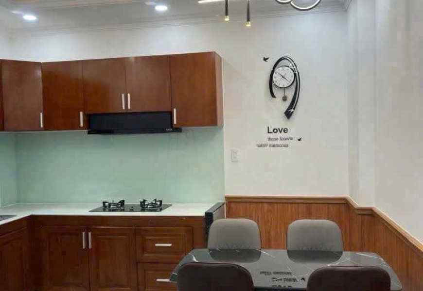 Cho thuê hoặc Bán Nhà hẻm 118// nguyễn thị thập
