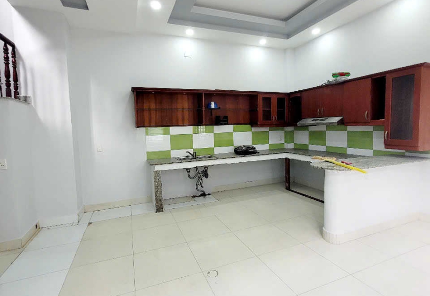 Bán Nhà Chính Chủ  HẺM 1806/ HUỲNH TẤN PHÁT,  THỊ TRẤN NHÀ BÈ TP.HCM