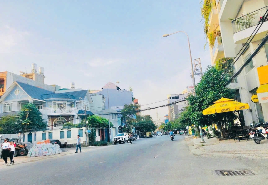 Bán lô đất dtsd 1400m Góc 2MT đường 20m khu kiều đàm,p Tân Hưng