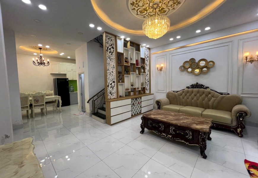 CHÍNH CHỦ CẦN BÁN NHÀ SỔ HỒNG RIÊNG HẺM 1422 THÔNG 1452 ĐƯỜNG HUỲNH TẤN PHÁT-QUẬN 7 . (CÁCH XE HƠI 50 M .HẺM THÔNG TỨ TUNG)