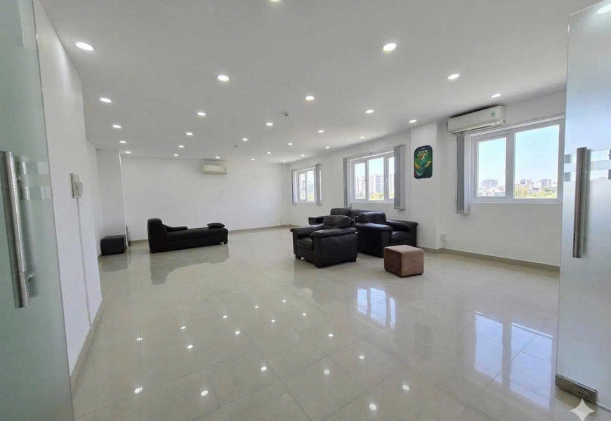 CHO THUÊ QUẬN 7 MẶT BẰNG KINH DOANH NGUYỄN THỊ THẬP SÁT CHỢ TÂN MỸ VÀ PHÚ MỸ HƯNG 
