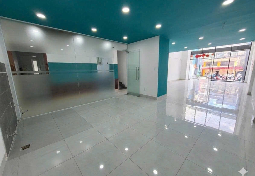 CHO THUÊ QUẬN 7 MẶT BẰNG KINH DOANH NGUYỄN THỊ THẬP SÁT CHỢ TÂN MỸ VÀ PHÚ MỸ HƯNG 