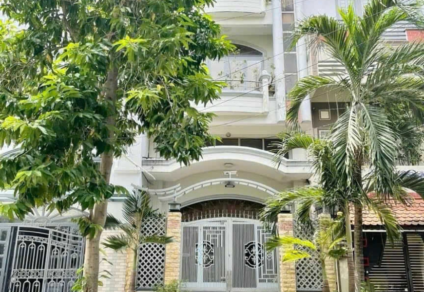 BÁN NHÀ PHỐ 3 LẦU 2 MẶT TIỀN ĐƯỜNG SỐ, PHƯỜNG TÂN KIỂNG,sát chợ Tân Quy