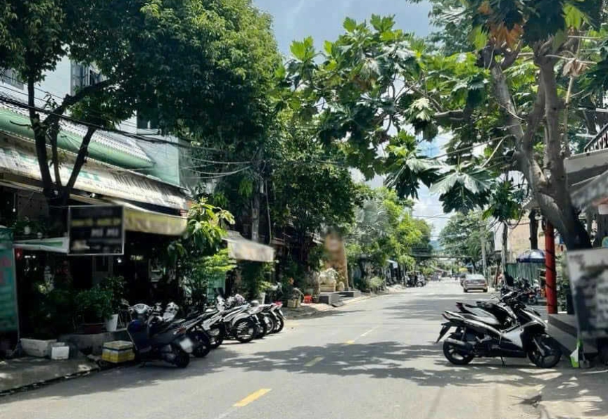 BÁN NHÀ PHỐ 3 LẦU 2 MẶT TIỀN ĐƯỜNG SỐ, PHƯỜNG TÂN KIỂNG,sát chợ Tân Quy