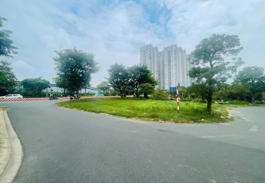 Cho thuê căn góc 3MT Nguyễn Hữu Thọ.. Kdc kim sơn,p Tân Hưng..ngay sát Lotte Q7