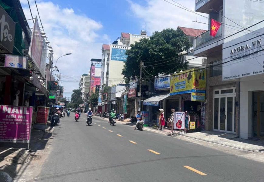 Giảm 3 tỷ..còn 42 tỷ ngang 10x21m  Bán nhà MT đường 37 Kinh doanh sầm uất,đoạn đẹp nhất