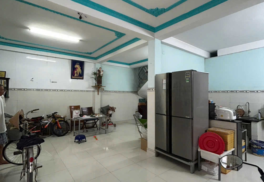 Cho Thuê Quận 7 Nguyên căn mặt tiền đường số Lăm Văn Bền, cách Lottemart 5Phút, xe hơi đỗ cửa