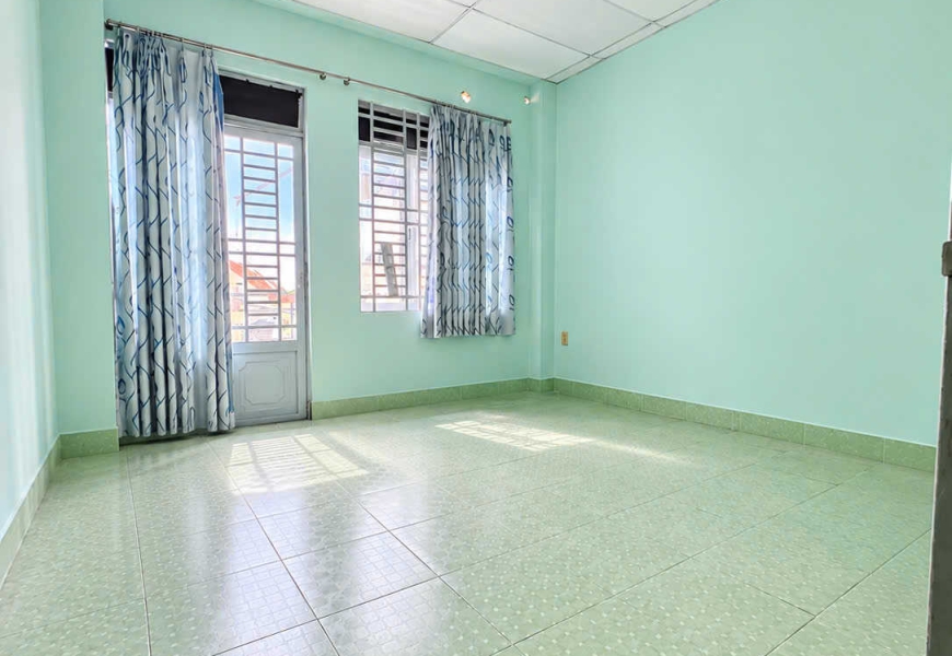 Bán nhà  Hẻm 1041 Trần Xuân Soạn liền kề Him Lam