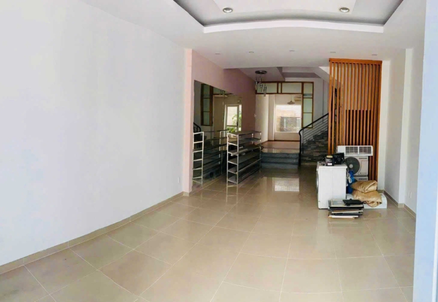 CHO THUÊ NHÀ NGUYÊN CĂN – HIM LAM 6A
