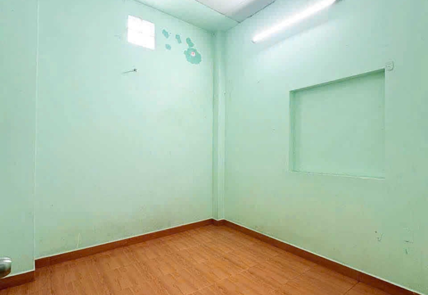 Bán Nhà Sổ Hồng Riêng 2 Lầu Hẻm Bùi Văn Ba Quận 7 Thuận Tiện Di Chuyển Q4 Q1 Chỉ 5 Phút - 3m  9m - 3TỶ590