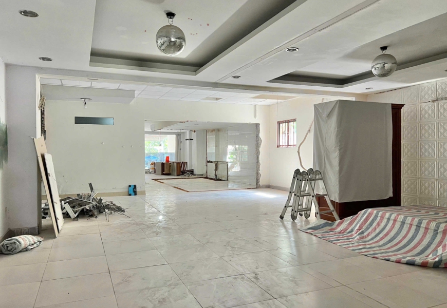 Cho thuê mặt bằng riêng biệt đường số 16 , KDC ven sông , phường Tân Phong , Q7