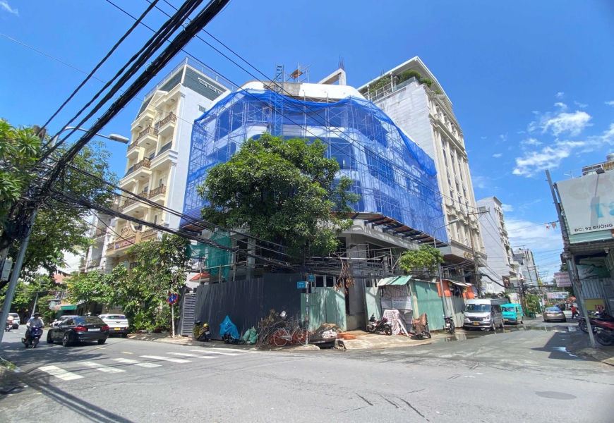 CHO THUÊ QUẬN 7 MẶT BẰNG CĂN GÓC ĐƯỜNG SỐ 79 TÂN HƯNG SÁT LOTTEMART VÀ PHÚ MỸ HƯNG 