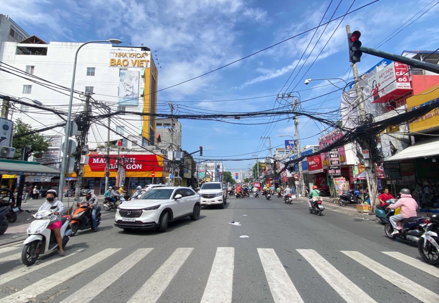 CHO THUÊ QUẬN 7 NGUYÊN CĂN MẶT TIỀN NGUYỄN THỊ THẬP SÁT LOTTEMART VÀ PHÚ MỸ HƯNG 