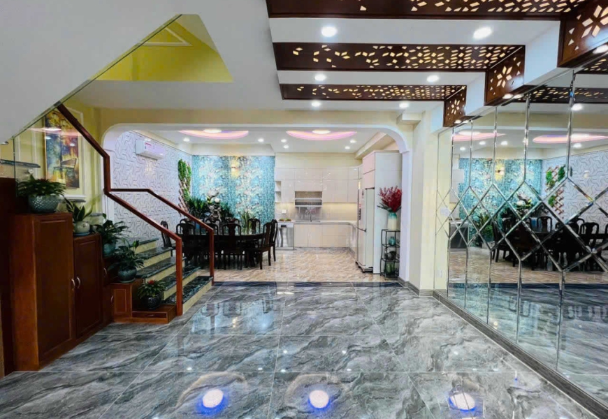 Cho thuê hoặc Bán nhà kdc Nam Long Phú thuận Quận 7, HCM