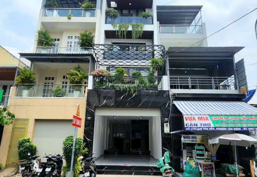 Giảm mạnh 2,5 tỷ CẦN BÁN NHÀ 2 MẶT TIỀN LÂM VĂN BỀN, Q7. 1 mặt đường Lâm Văn Bền 1 mặt hẻm thoáng mát