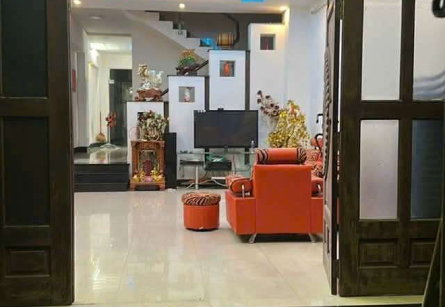 BÁN NHÀ 4 TẦNG KDC PHÚ THUẬN – VỊ TRÍ ĐẸP, GIÁ 13,5 TỶ TL 