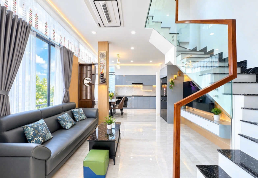 Bán Nhà Mới Đẹp Góc 2 Mặt Tiền Thoáng Mát KDC THE SUN Đường Huỳnh Tấn Phát - Nhà Bè