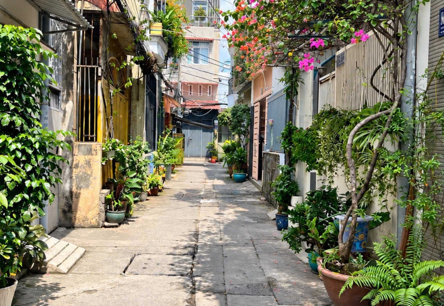 HÀNG MỚI VỀ – ĐÓN ĐẦU CẦU NGUYỄN KHOÁI  Nhà 2 lầu đúc – Hoàng Trọng Mậu, giáp Him Lam, Tân Hưng
