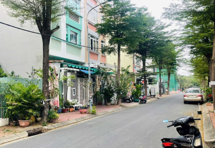 Bán Nhà Mặt Tiền Đường Số 2 Khu Dân Cư Kim Sơn, P.Tân Hưng.Quận 7