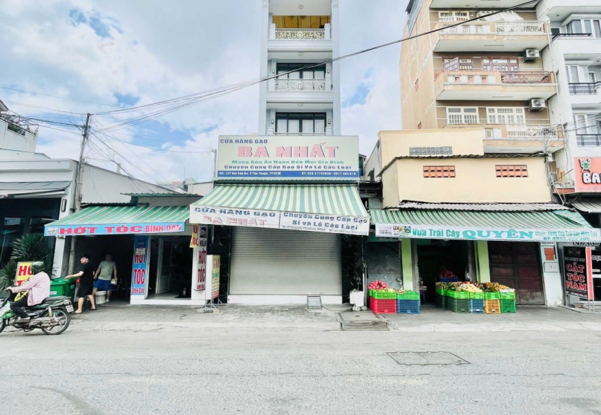Chủ thở oxy chốt gấp 9,5 tỷ không thương lượng MT đường Bùi Văn Ba,kinh doanh sầm uất,sát bên là kcx Tân thuận