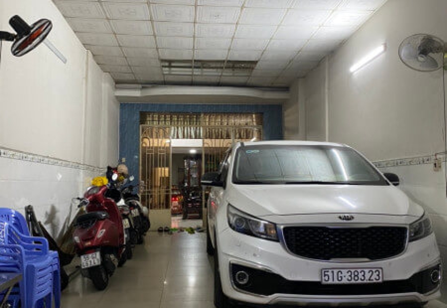 Đường kinh doanh đông.... Bán nhà 2 mặt tiền Lê Văn Lương, Phường Tân Hưng, Quận 7