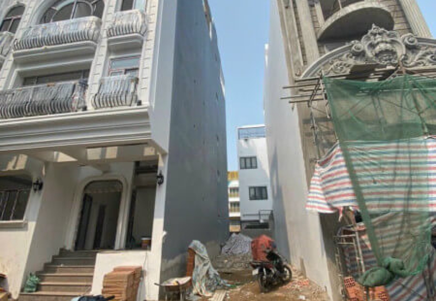 BÁN LÔ ĐẤT ĐƯỜNG 10M NGAY TRUNG TÂM CẠNH KDC HIMLAM Q7