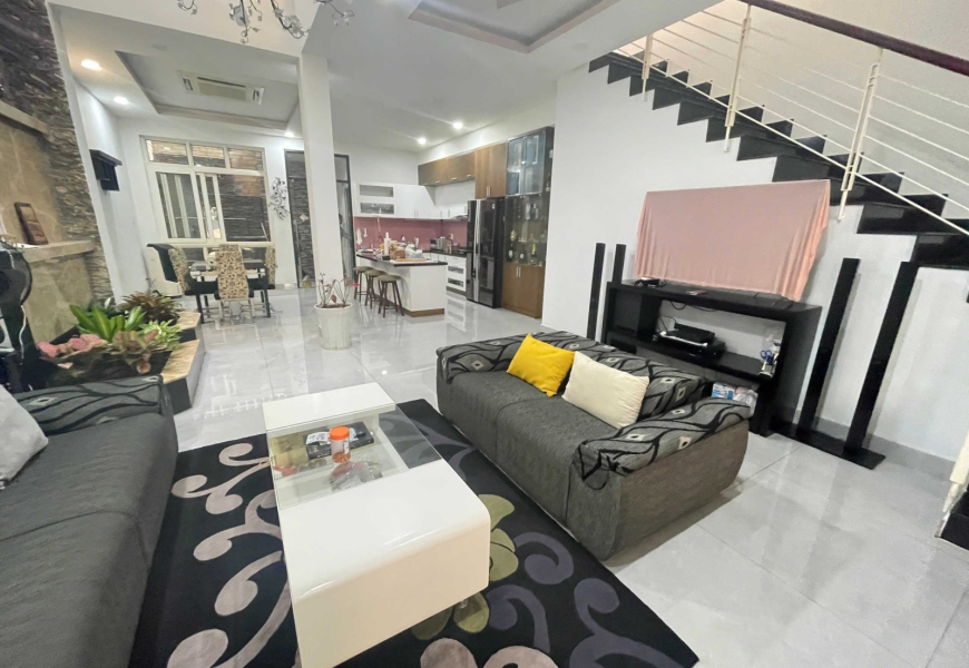 0909227199 Cần cho thuê nhà KDC Trung Sơn. Đường lớn 16m