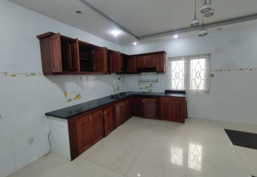 NHÀ PHỐ 4 TẦNG - KDC HOÀN QUỐC VIỆT - TRUNG TÂM Q7