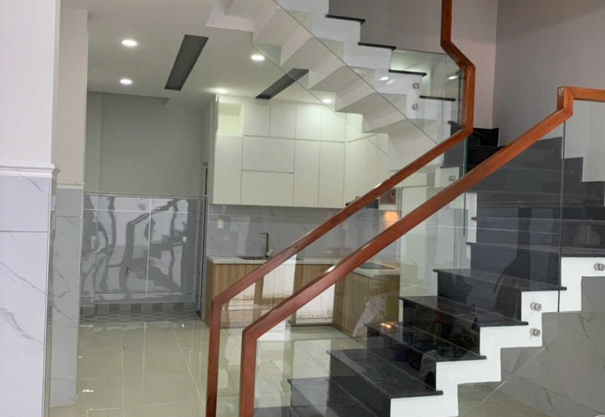 0914020039 EM DUNG Cho thuê nhà NGUYỄN THỊ THẬP, TÂN PHÚ, Quận 7. Gần chợ Tân Mỹ