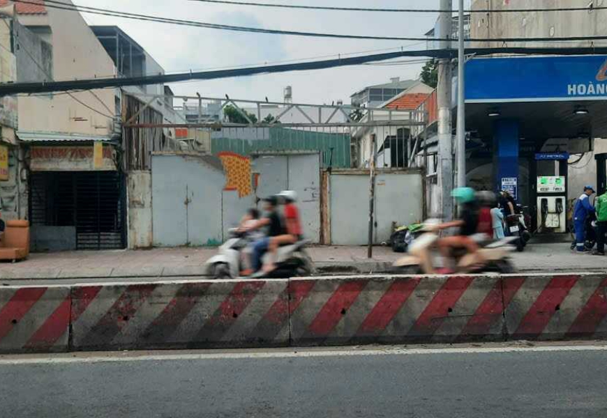 Cho Thuê Đất Trống Mặt Tiền Đươngg Huỳnh Tấn Phát Phường Phú Thuận Quận 7