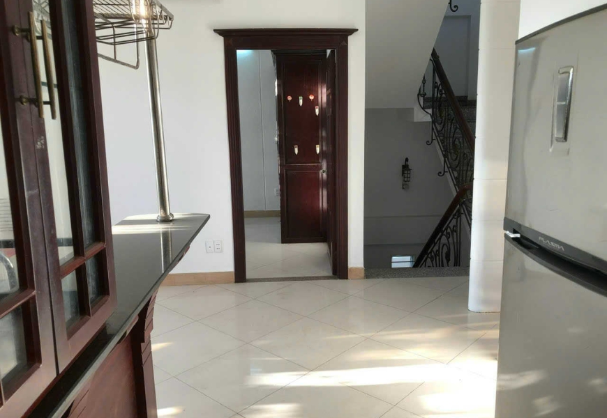 Cho thuê nguyên sàn tầng 1 biệt thự MT lâm văn bền Q7