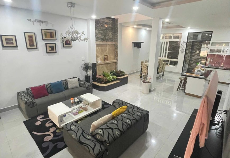 0909227199 Cần cho thuê nhà KDC Trung Sơn. Đường lớn 16m