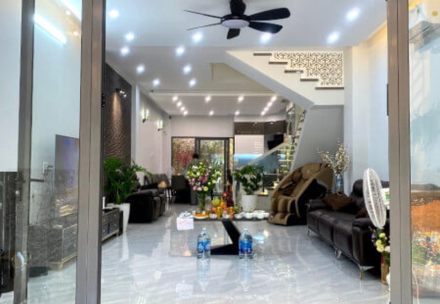 MẶT TIỀN PHẠM HÙNG (NỐI DÀI) 19 TỶ NAY XUỐNG 16 TỶ 900 - GIÁ TỐT NHẤT KHU VỰC - MUA ĐẦU TƯ HAY MUA VỪA Ở VỪA KINH DOANH