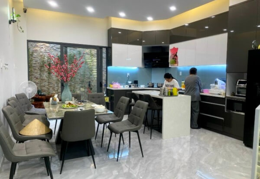 MẶT TIỀN PHẠM HÙNG (NỐI DÀI) 19 TỶ NAY XUỐNG 16 TỶ 900 - GIÁ TỐT NHẤT KHU VỰC - MUA ĐẦU TƯ HAY MUA VỪA Ở VỪA KINH DOANH