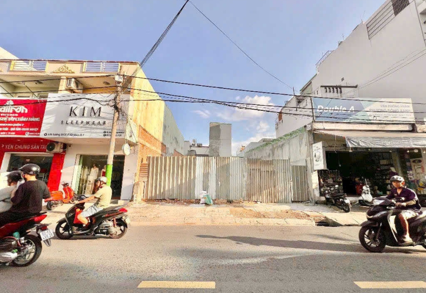 0909227199 CHO THUÊ ĐẤT Q7 - 10x21 VUÔNG VỨC  Vị trí P. Tân Quy - Trục chính KDBB sầm uất  Phù hợp Quán Ăn, Cafe, bida , sân thể thao… Giá thuê : 52 triệu/tháng 
