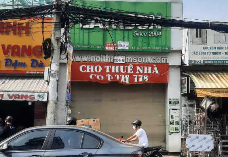 Mặt Bằng Trống Suốt mặt tiền 230 Nguyễn Thị Thập P.Tân Quy.Q.7