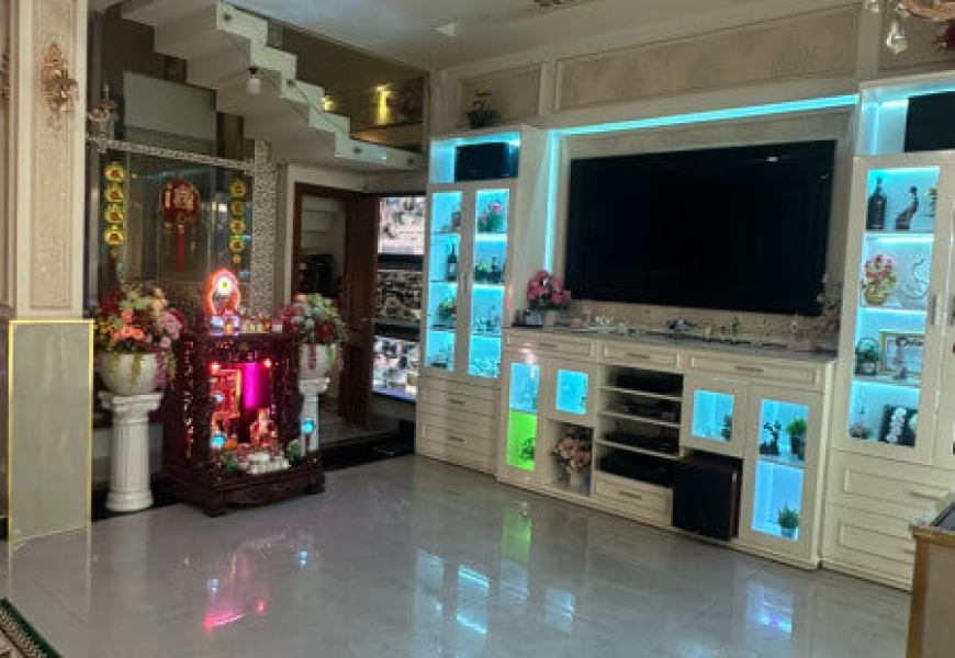 BÁN NHÀ PHỐ LIỀN KỀ KDC VEN SÔNG P TÂN PHONG Q7