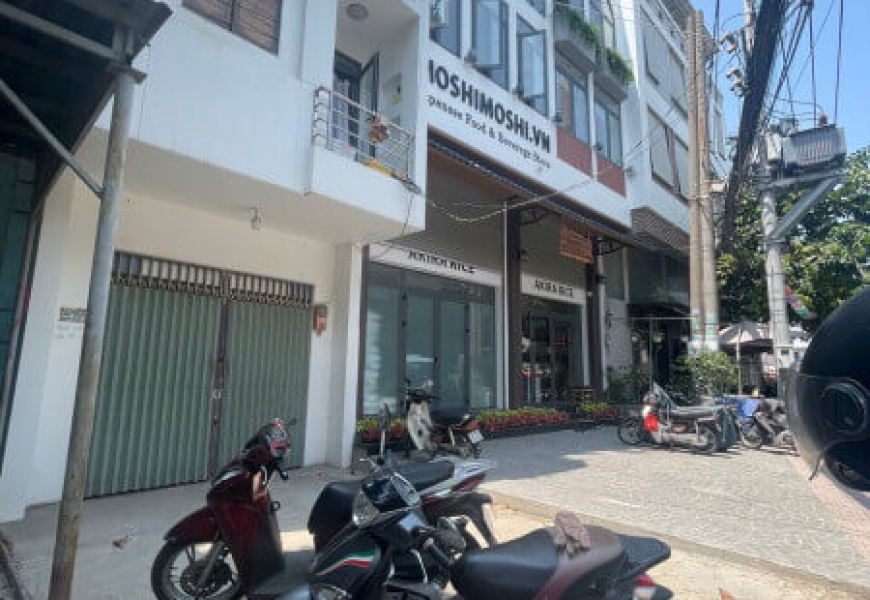NHÀ MẶT TIỀN 3TY250TR