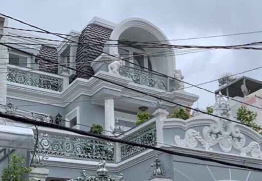 BÁN BIỆT THỰ MT ĐƯỜNG NGAY GẦN LOTTE MARK Q7