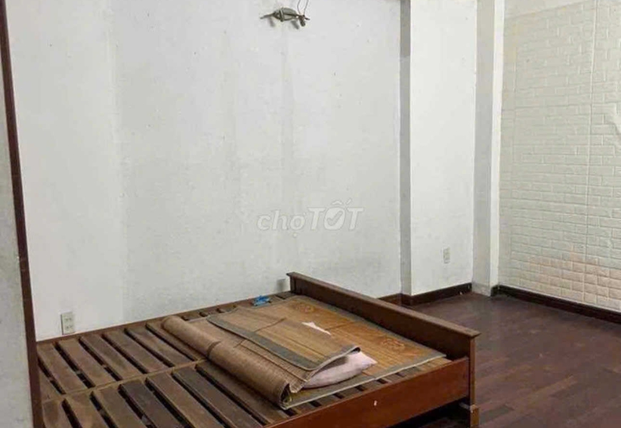 0914020039 EM DUNG Cho thuê nhà nguyên căn mặt tiền xe hơi  Đường số 3. Q7