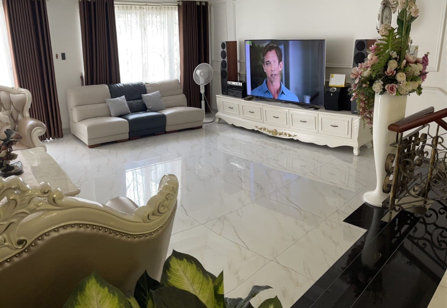 GIẢM 2TỶ.. BIỆT THỰ KDC SADECO VEN SÔNG Q7GIẢM 2TỶ.. BIỆT THỰ KDC SADECO VEN SÔNG Q7